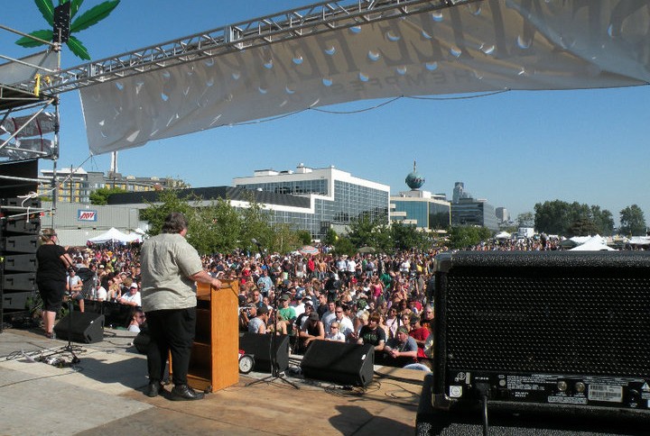 Paul Stanford speaking to a large crowd at the Seattle Hempfest